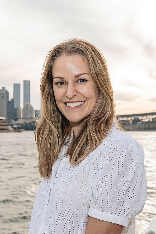 Laura Sully